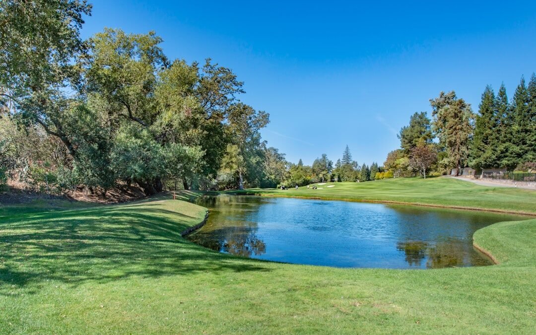 Cruz Golf Country Club Invites You to Play!